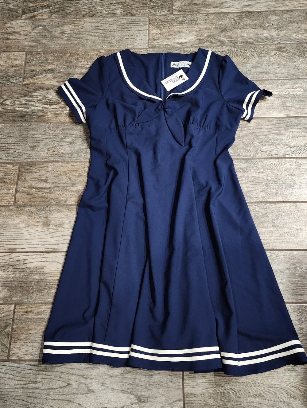 Hell Bunny Vixen Navy blue sailor dress with white trim size 4XL